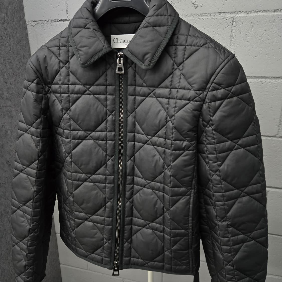 디올 까나쥬 여성 패딩 34 상품이미지1