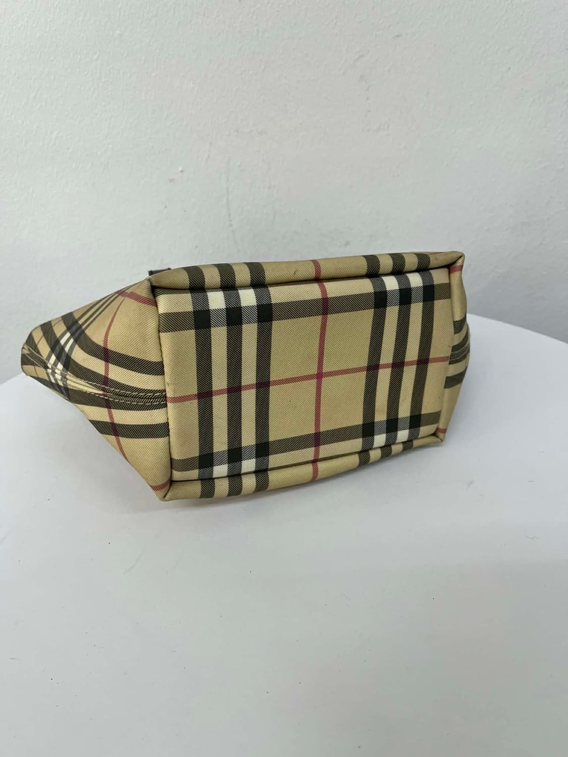 버버리 노바체크 미니 토트백 상품이미지5