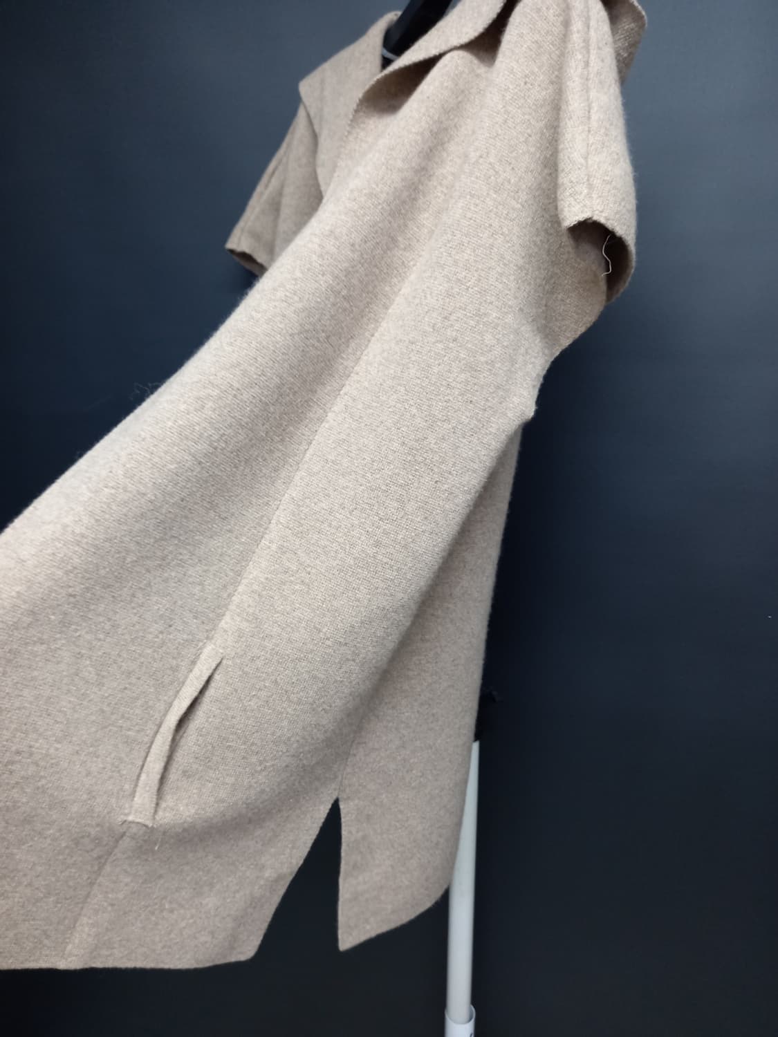 새 모티브 춘추동 캐시미어블랜 후드베스트 F 44-77 상품이미지3