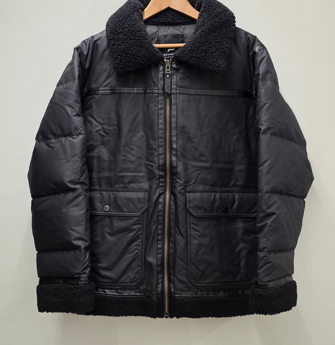 빈폴스포츠 보아칼라 구스다운 점퍼.
싸이즈 100  남자 상품이미지1