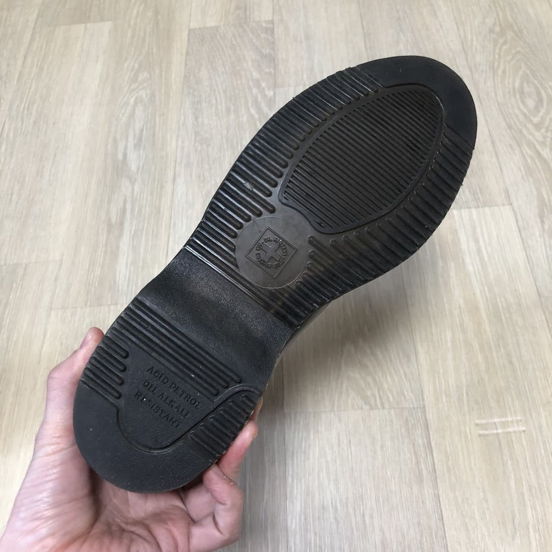 (270) 닥터마틴 Dr.martens 플로라 스무스 레더 첼시 부츠 상품이미지8