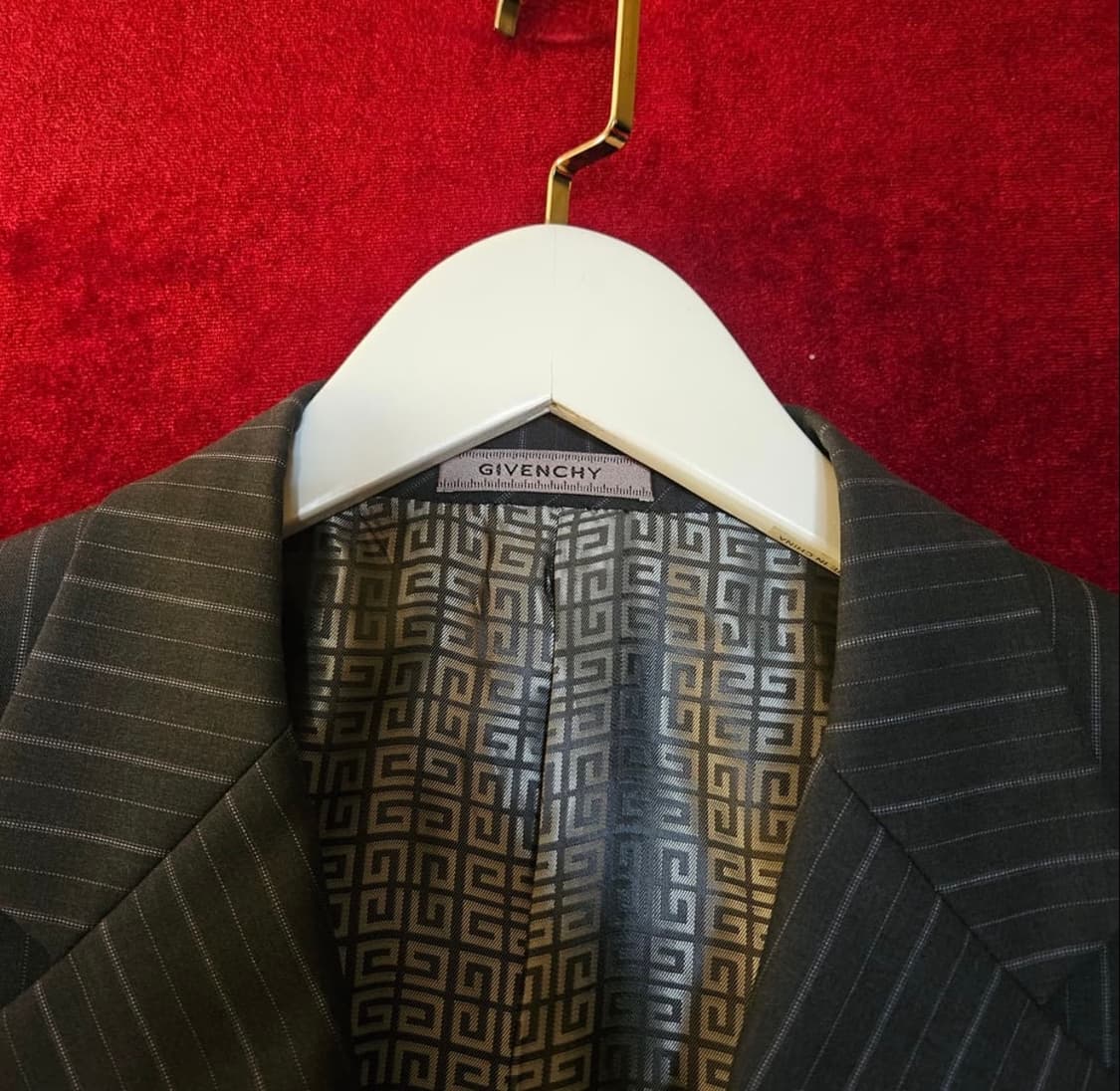 지방시(GIVENCHY) 챠콜 스트라이프 정장 셋업(95-100) 상품이미지3
