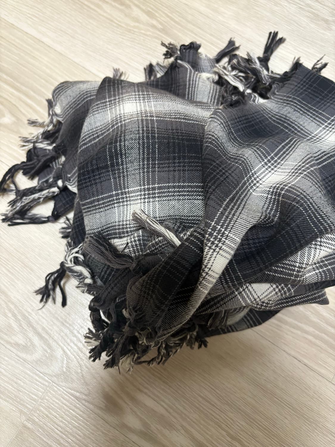 넘버나인 07aw 프린지 머플러 스톨 상품이미지4