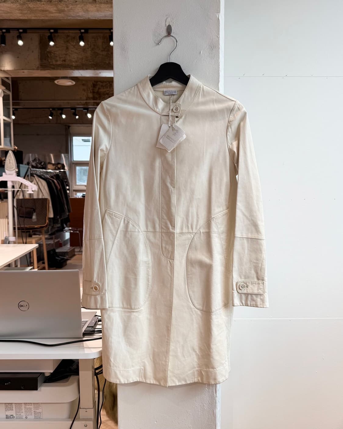 브루넬로 쿠치넬리 아이보리 펠레 레더 자켓  상품이미지2