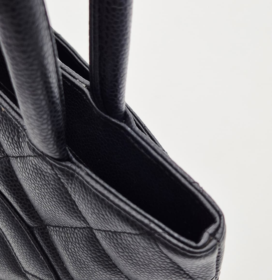 샤넬 코인백 캐비어 블랙 토트백 상품이미지7