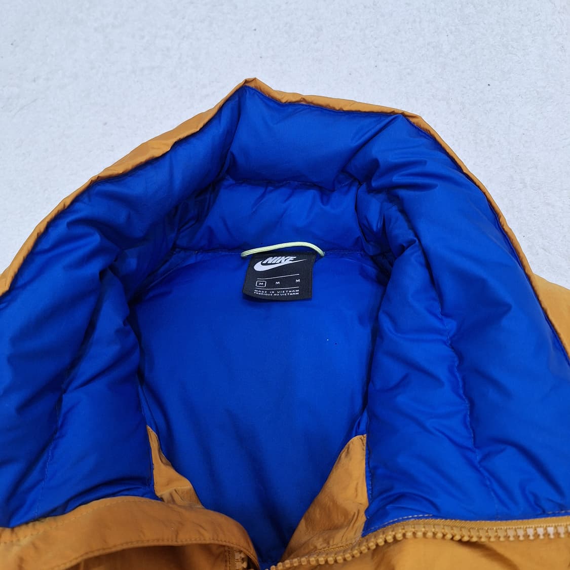 나이키  다운패딩M 상품이미지3