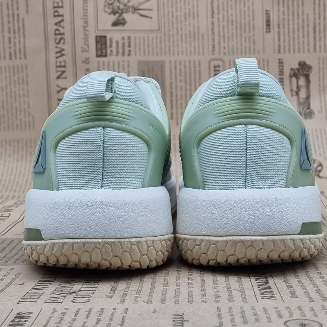 리복 헥사라이트 여성운동화235 상품이미지4