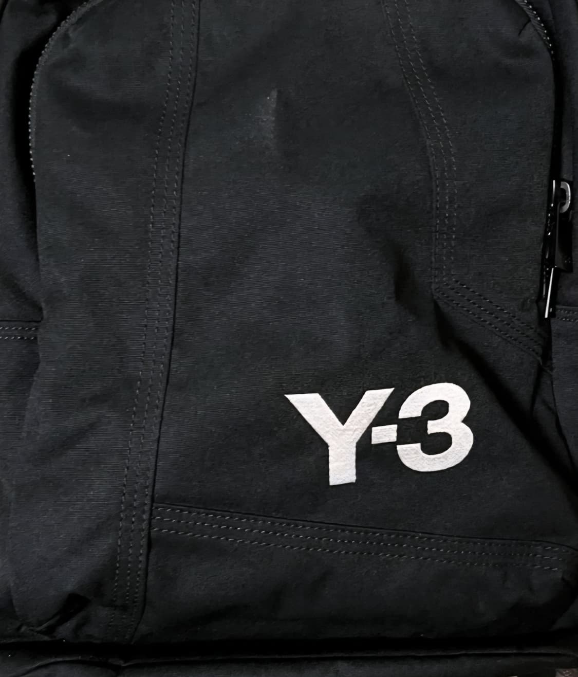 Y-3 요지야마모토 백팩 상품이미지1