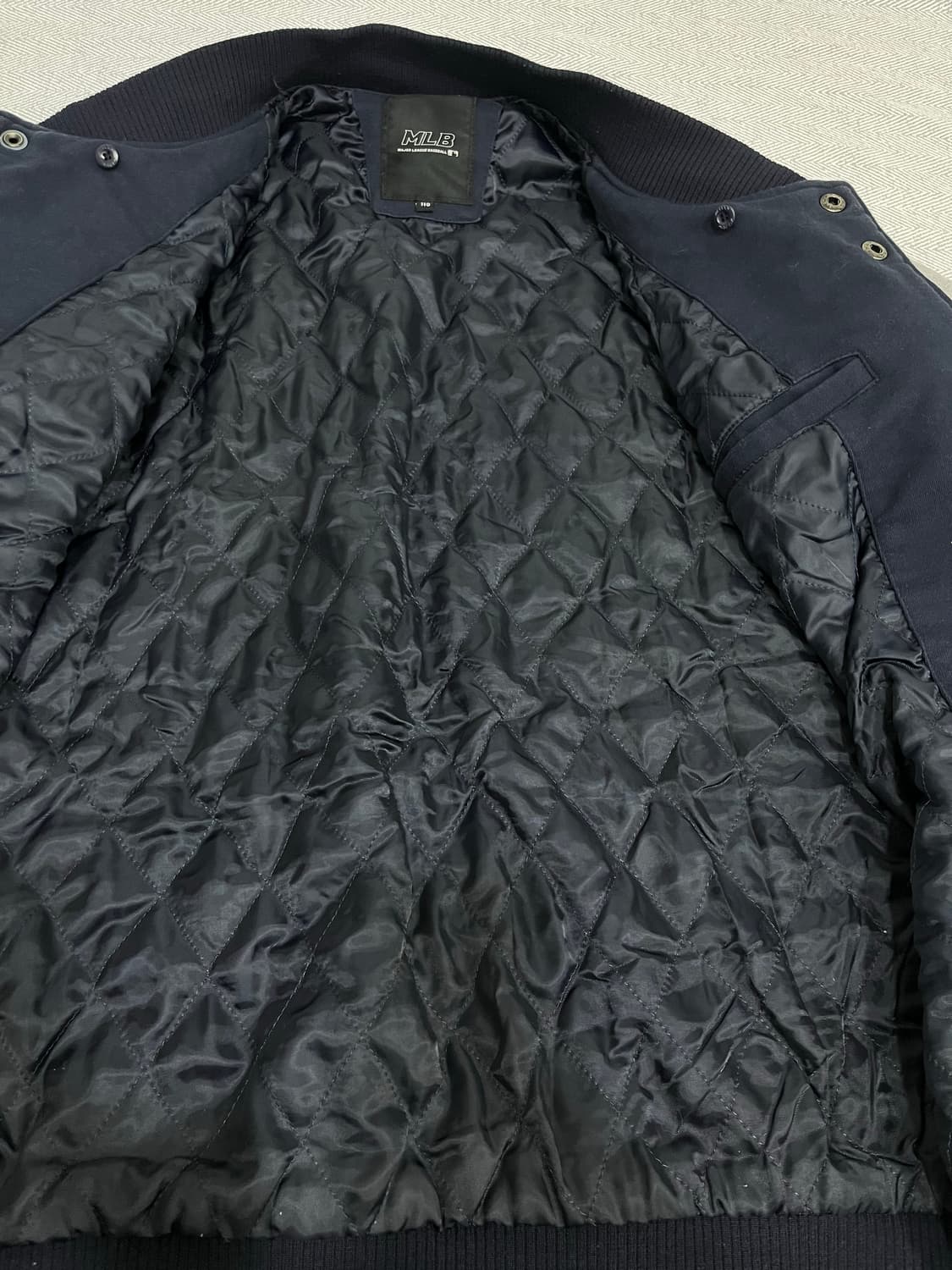 MLB 클리블랜드 인디언스 스타디움 점퍼 바시티자켓 110 상품이미지9