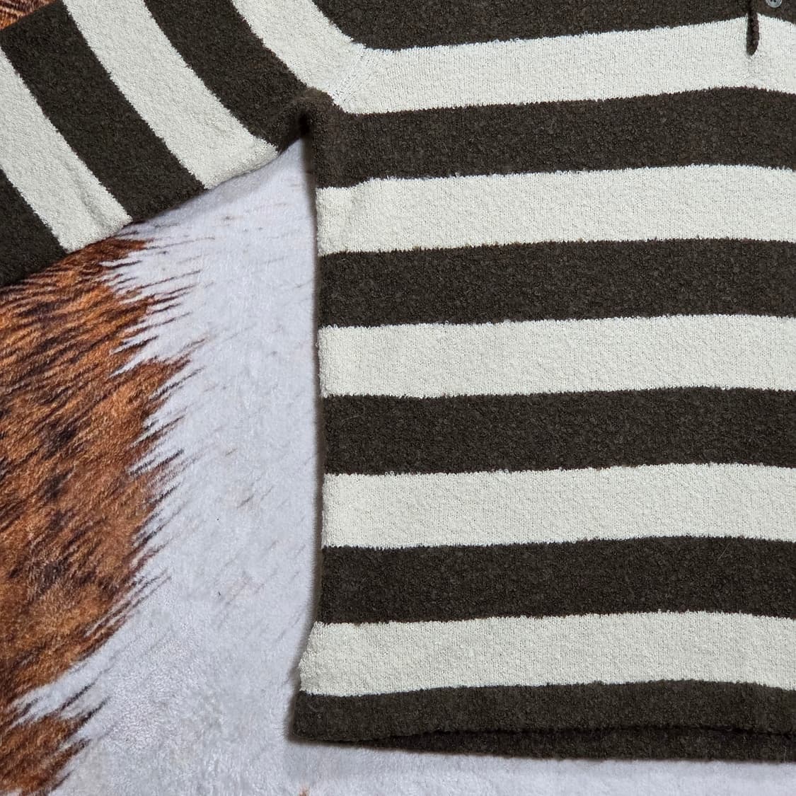 베이지 오버핏 단가라 카라 니트 상품이미지3