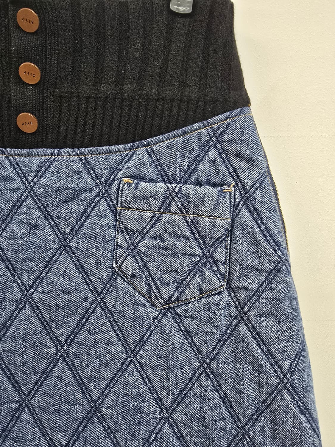 Sjyp 퀼트 데님 겨울 청 스커트 상품이미지5