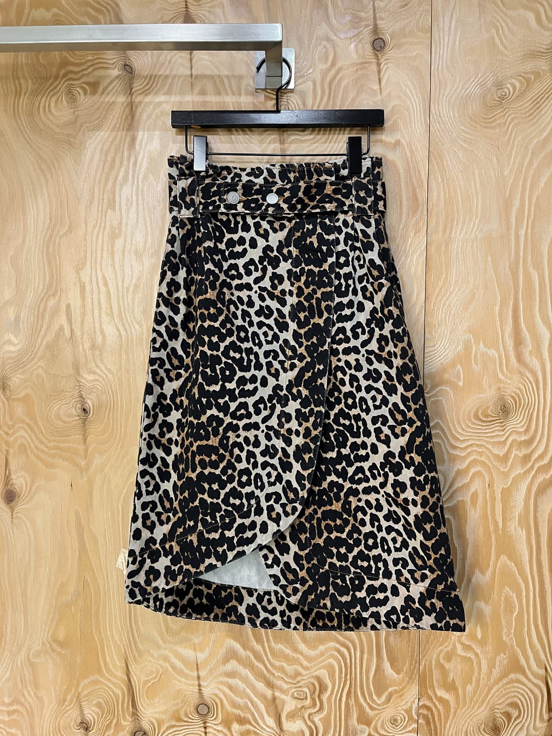 가니 레오파드 비대칭 데님 스커트 상품이미지1