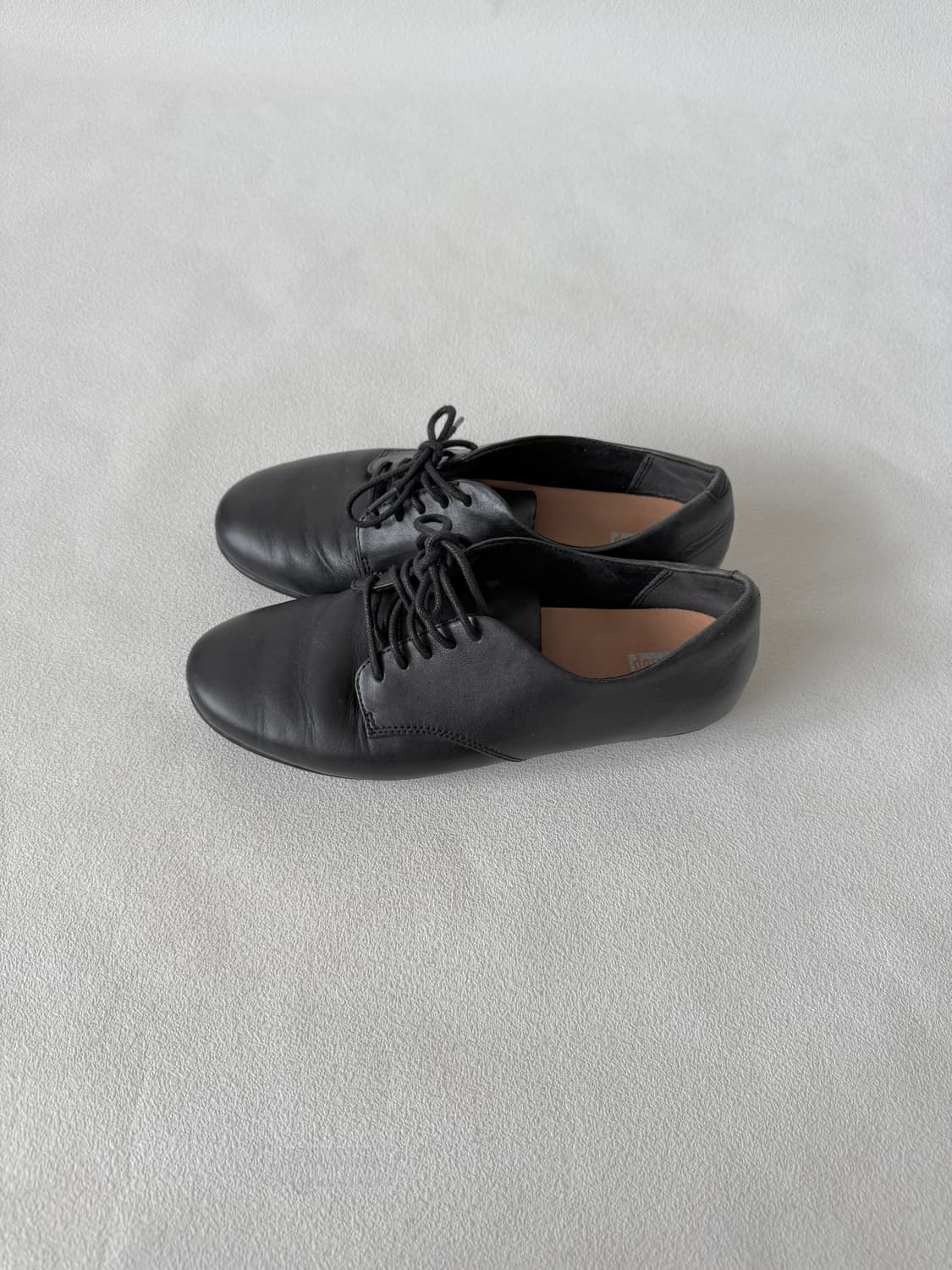 [UK4.5]핏플랍(fitflop) 레더 플랫 슈즈 상품이미지4