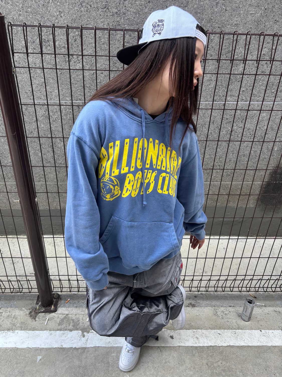 빈티지 블루 로고 후드티 상품이미지1