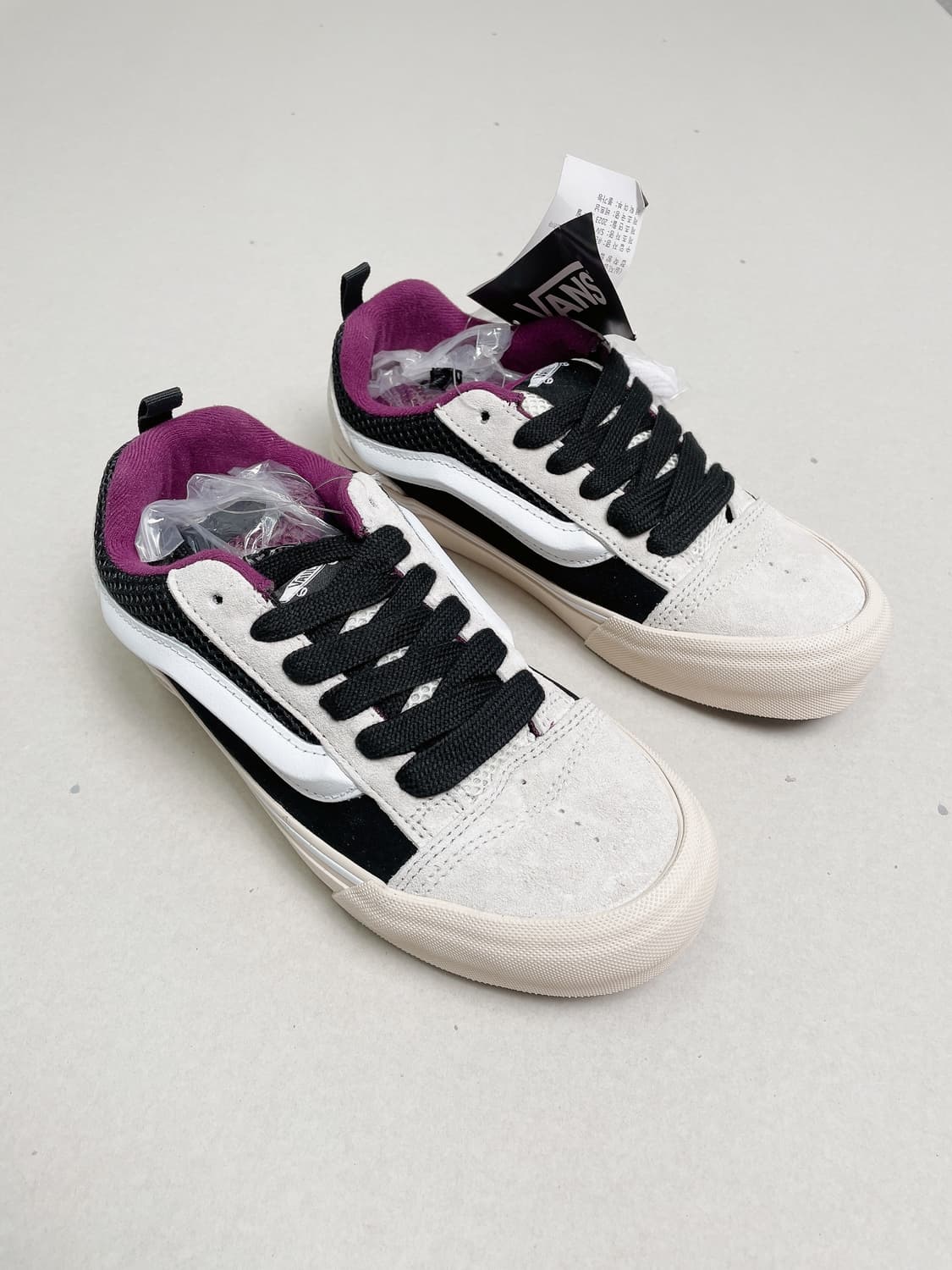 (정품/새상품) 반스 공용 볼트 뉴스쿨 데빌스 화이트 스니커즈 상품이미지2