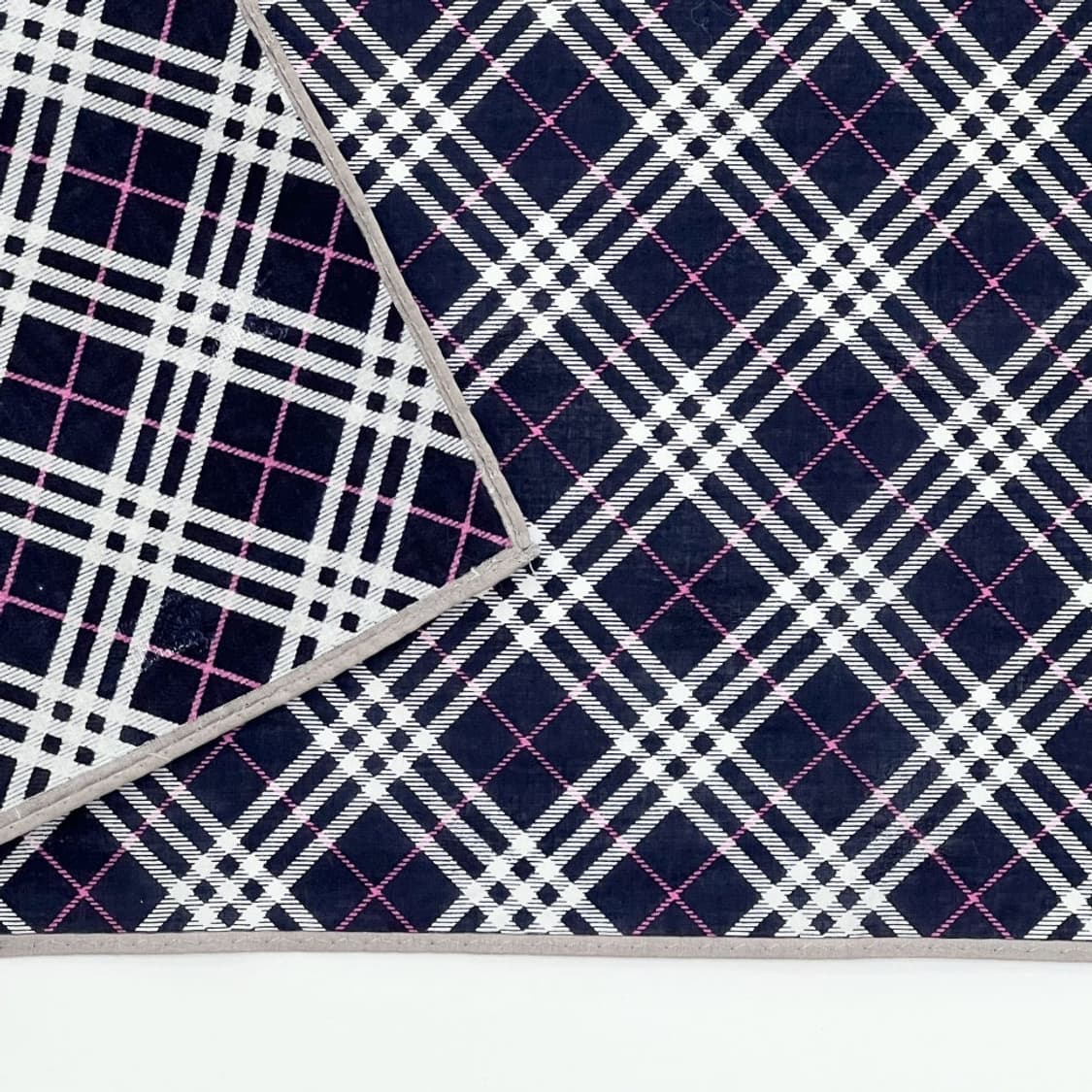 (새상품) burberry/ 버버리 쁘띠스카프 손수건 상품이미지4