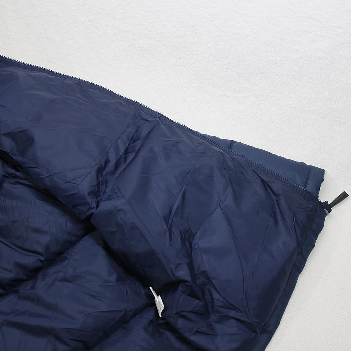 (착용컷) MLB 뉴욕 양키스 덕다운 패딩 점퍼 (남성용 105) 상품이미지7