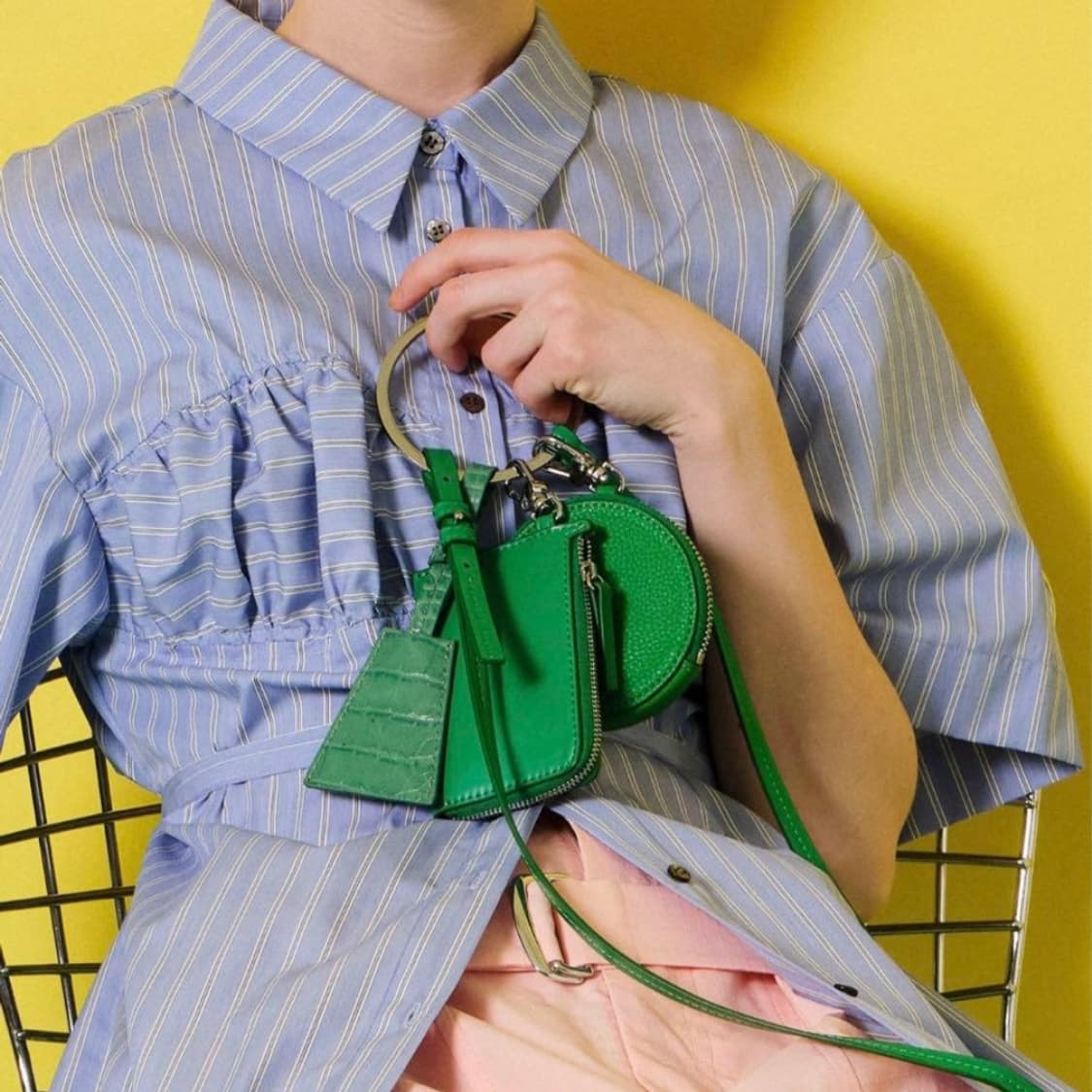 (중고) 메종스페셜 Masion Special 비건레더 멀티 미니백 그린 상품이미지1