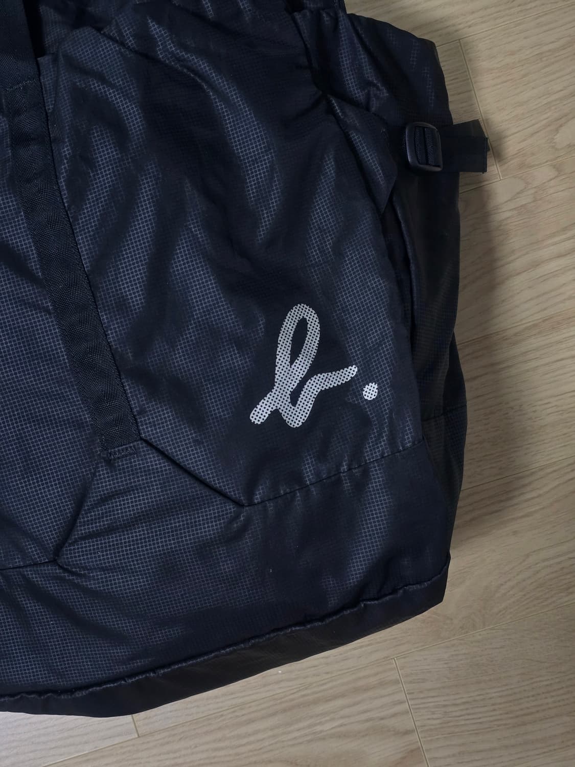 아네스베 나일론 경량 백팩 블랙 상품이미지2