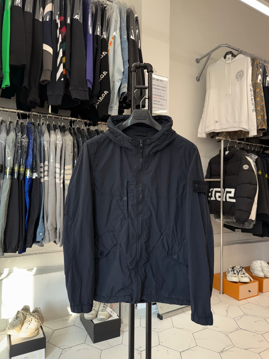 [L] 25ss 스톤아일랜드 고스트피스 스메리글리아토 자켓 상품이미지1