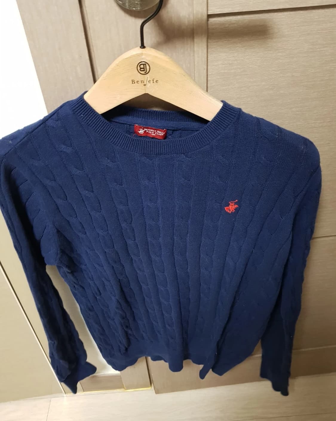 베버리힐즈 폴로 클럽 케이블 니트입니다 상품이미지1
