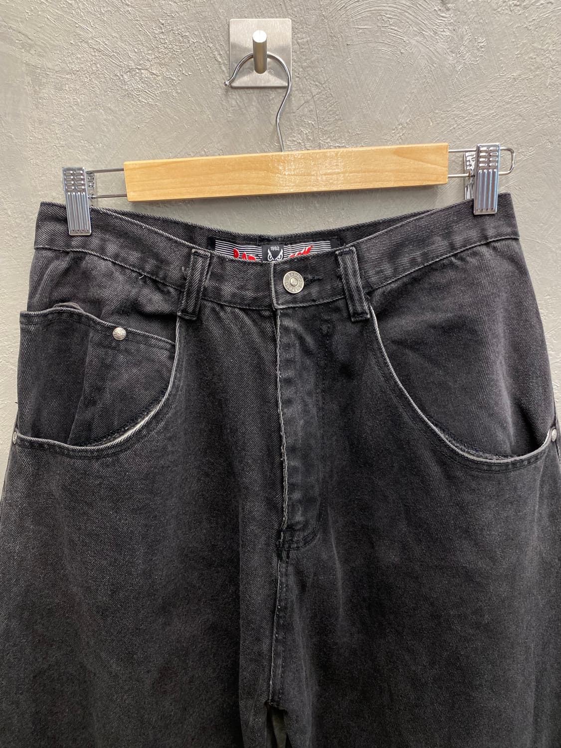 [27-28] Bad Boy 배드보이 블랙 워시드 루즈핏 데님팬츠 상품이미지6