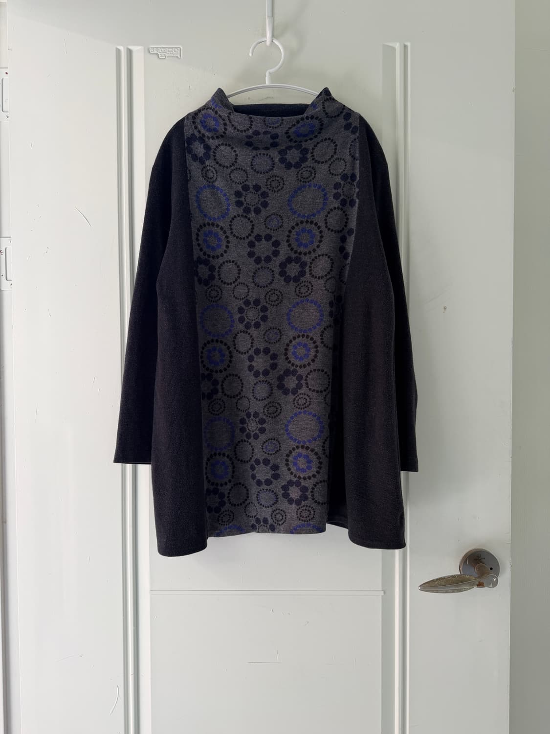 일본빈티지 타원 패턴 롱슬리브 상품이미지5