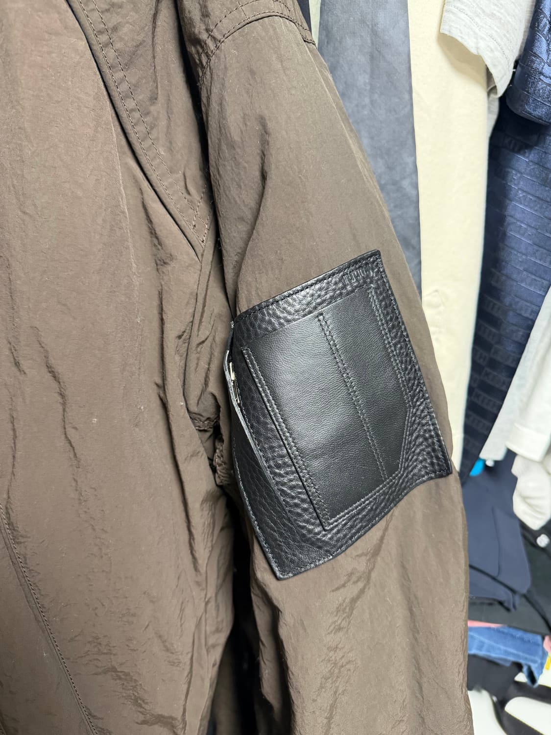 [50] juunj 준지 22fw 리버시블 마원 ma-1 카키 - 브라운 상품이미지8