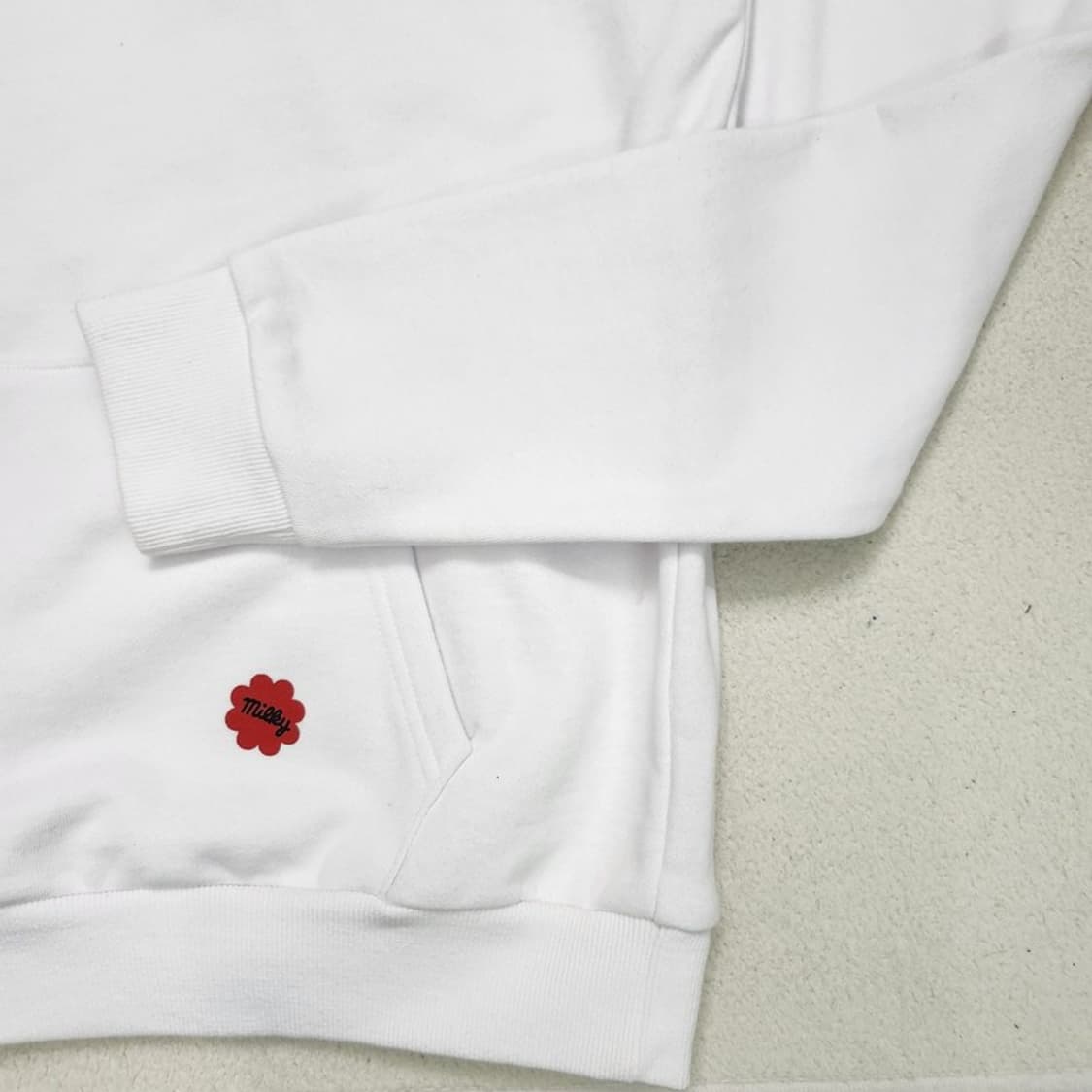 새상품 BUTTER x PEKO  밀키캔디 후드티  L 상품이미지4