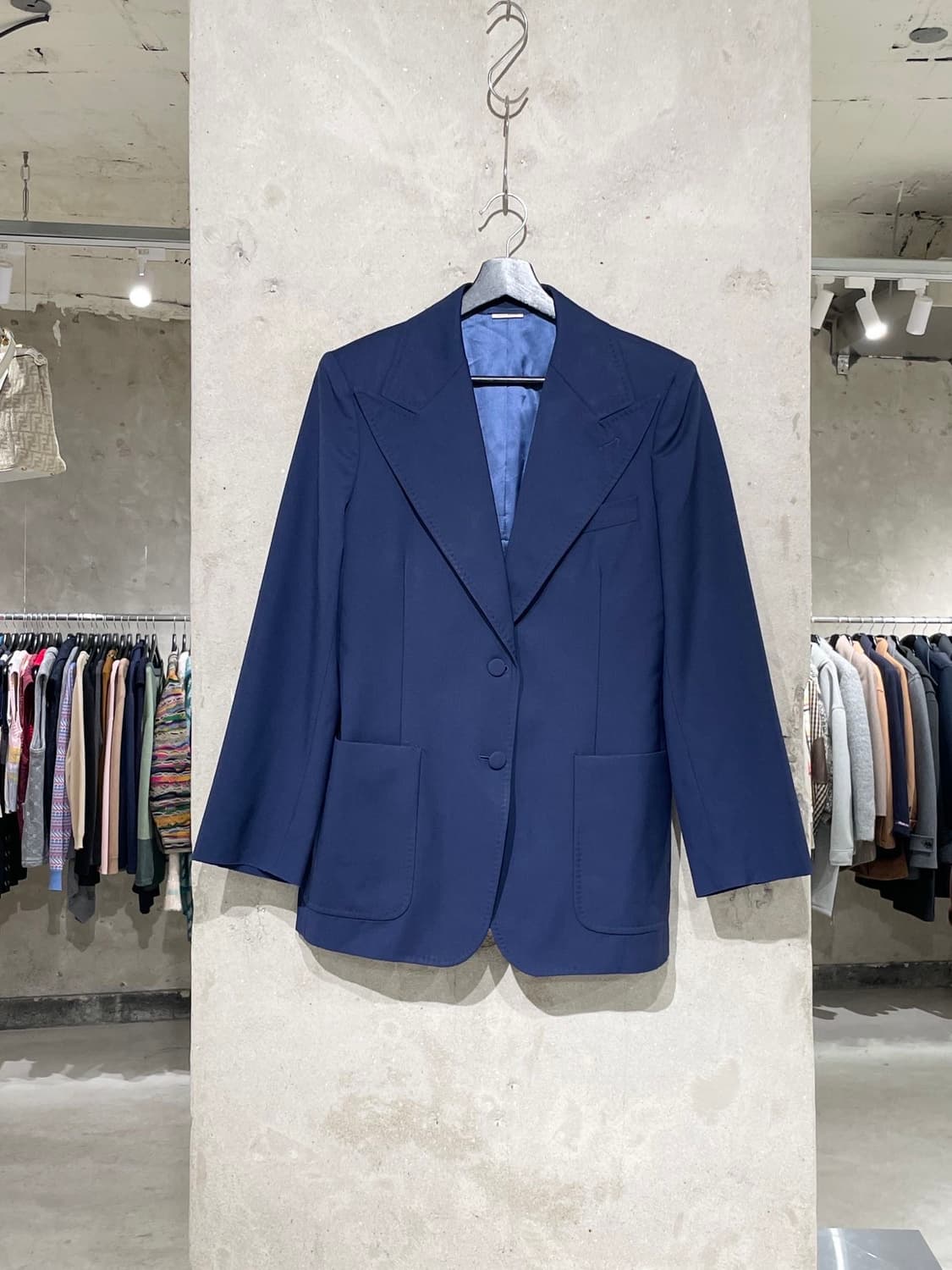 구찌 네이비 2B 패치 포켓 울 블레이저 상품이미지1