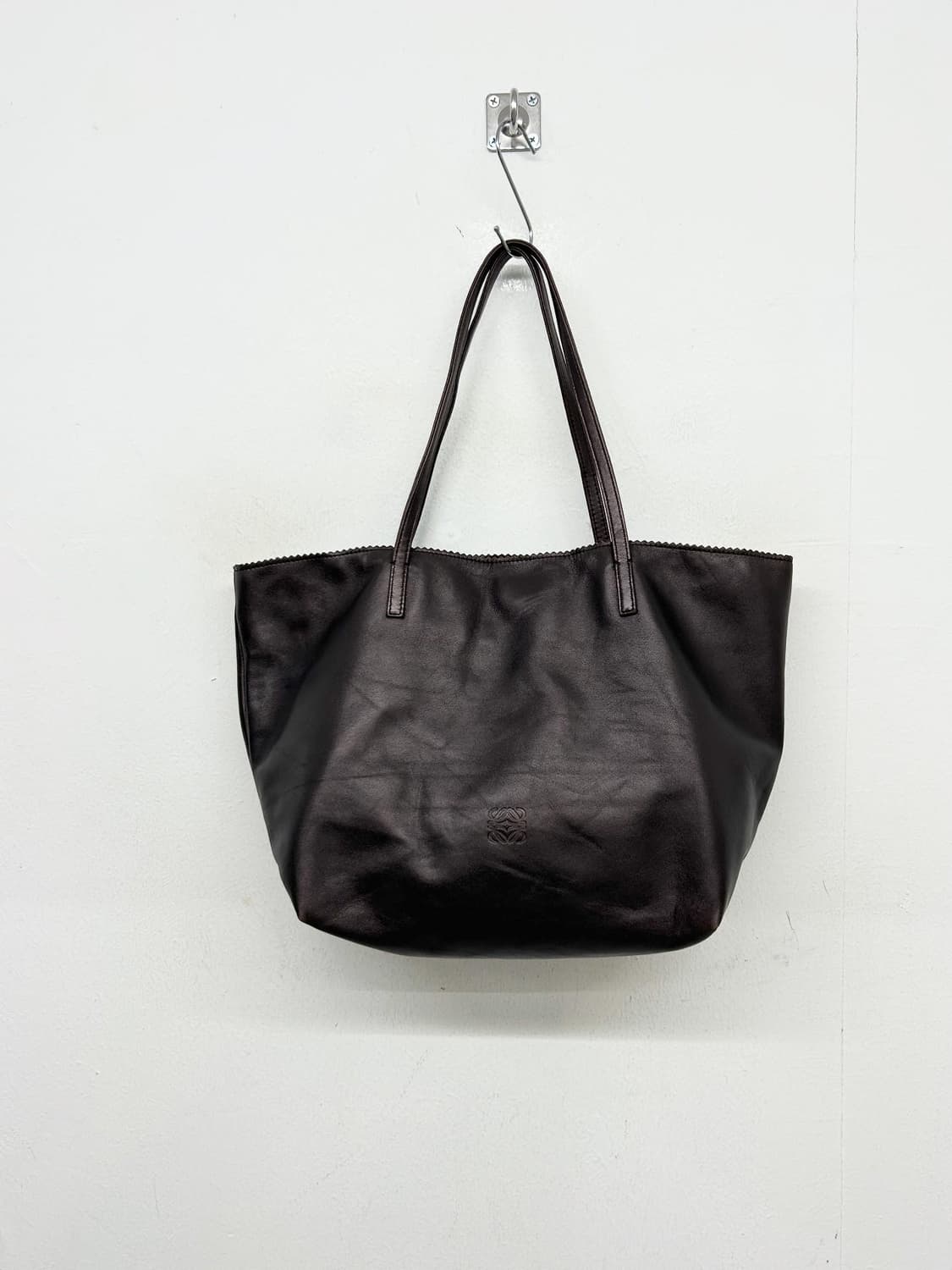 LOEWE 로에베 다크브라운 백 상품이미지1