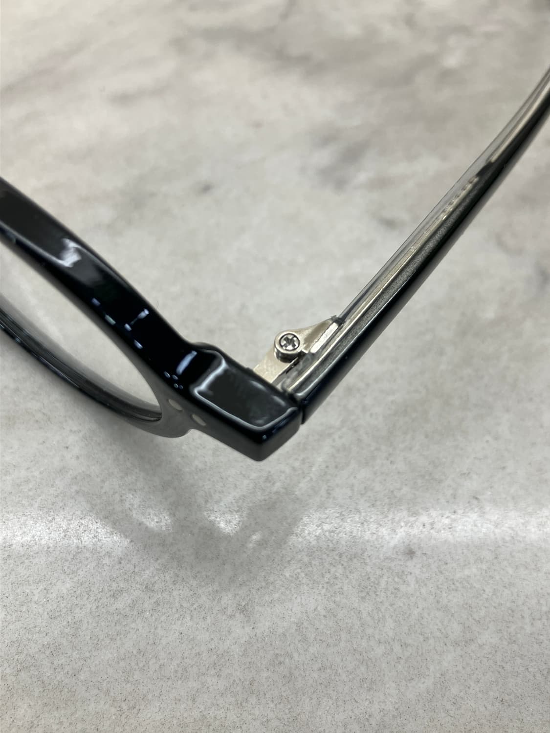 B63 HL 유광 블랙 오벌 슬림 뿔테 안경7668 상품이미지2