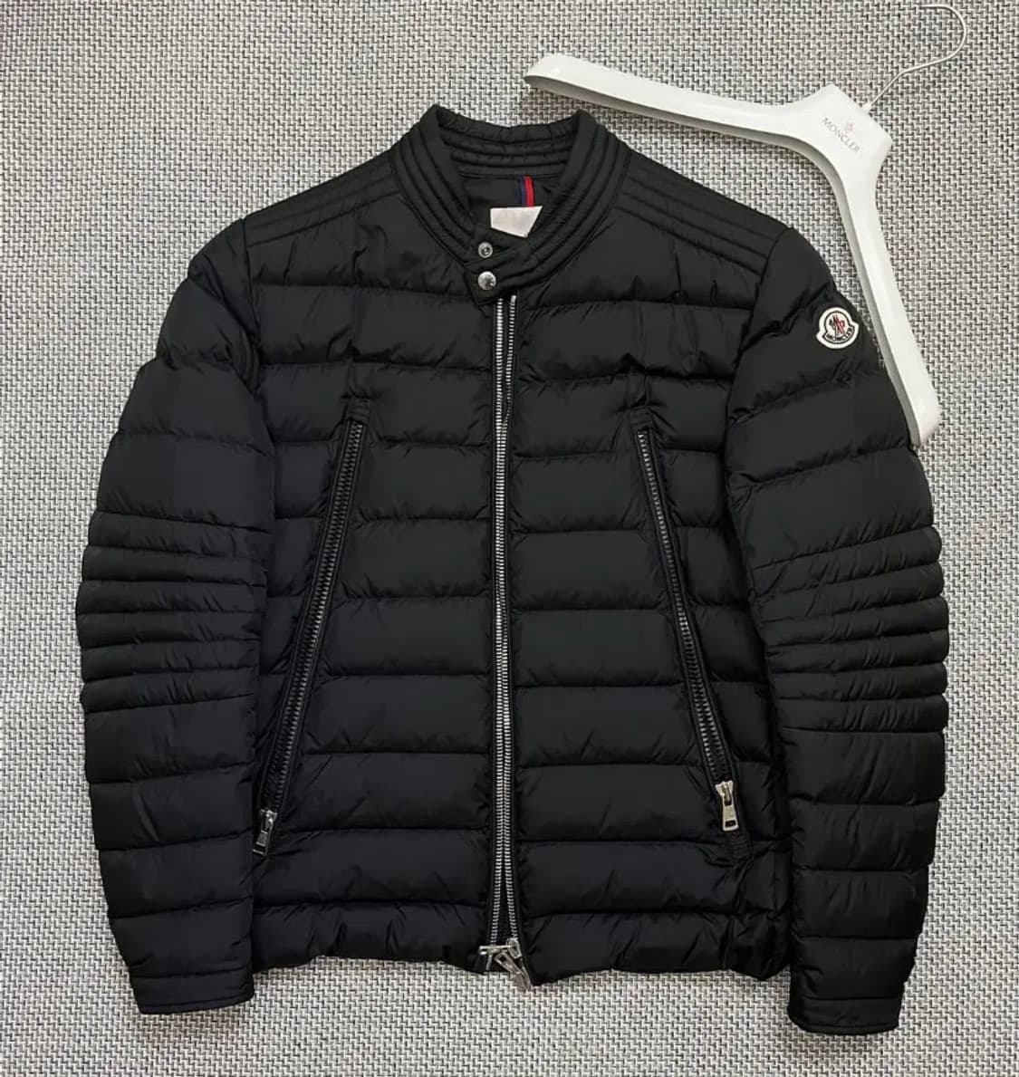 몽클레어 아미오 남성 자켓 (BLACK / SIZE 4) 상품이미지1