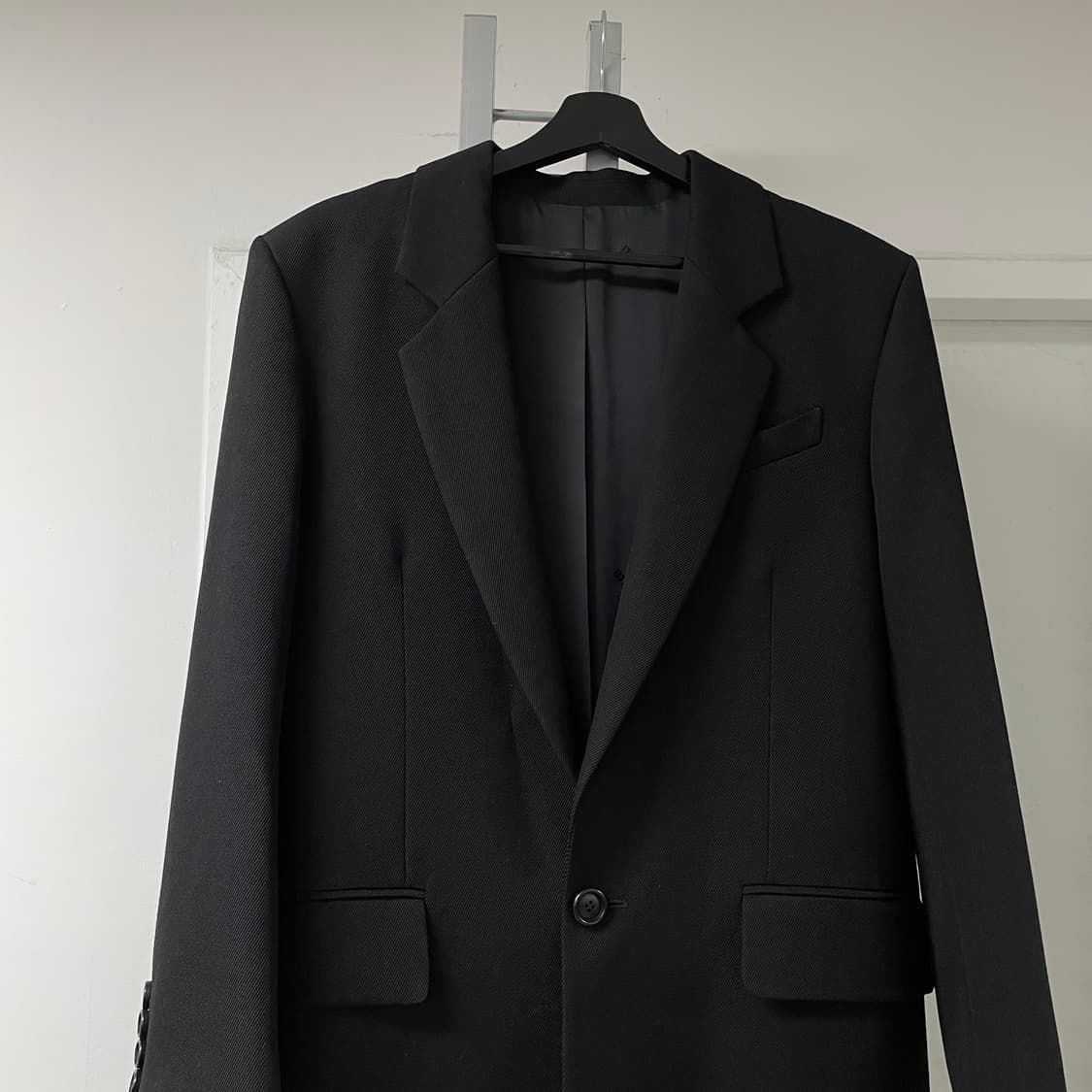 AMI 아미 싱글 블랙 코트 48 상품이미지2