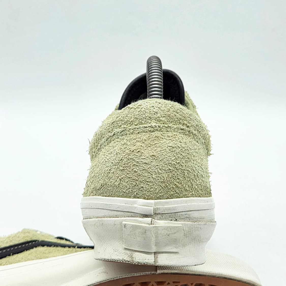 반스 볼트 스타일 36 LX 빅 풋 헤어리 스웨이드 (270) 상품이미지2