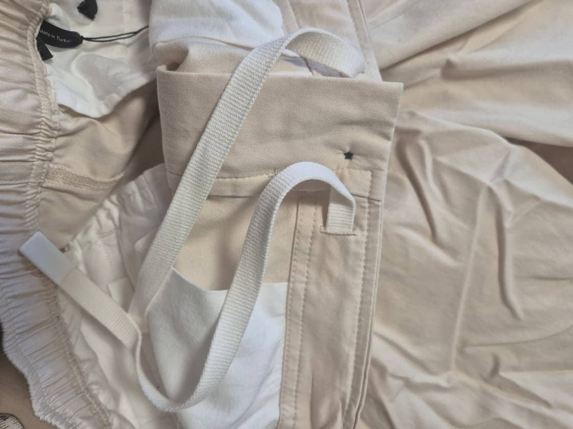 [새상품/31] 띠어리 드로스트링 치노팬츠 상품이미지3