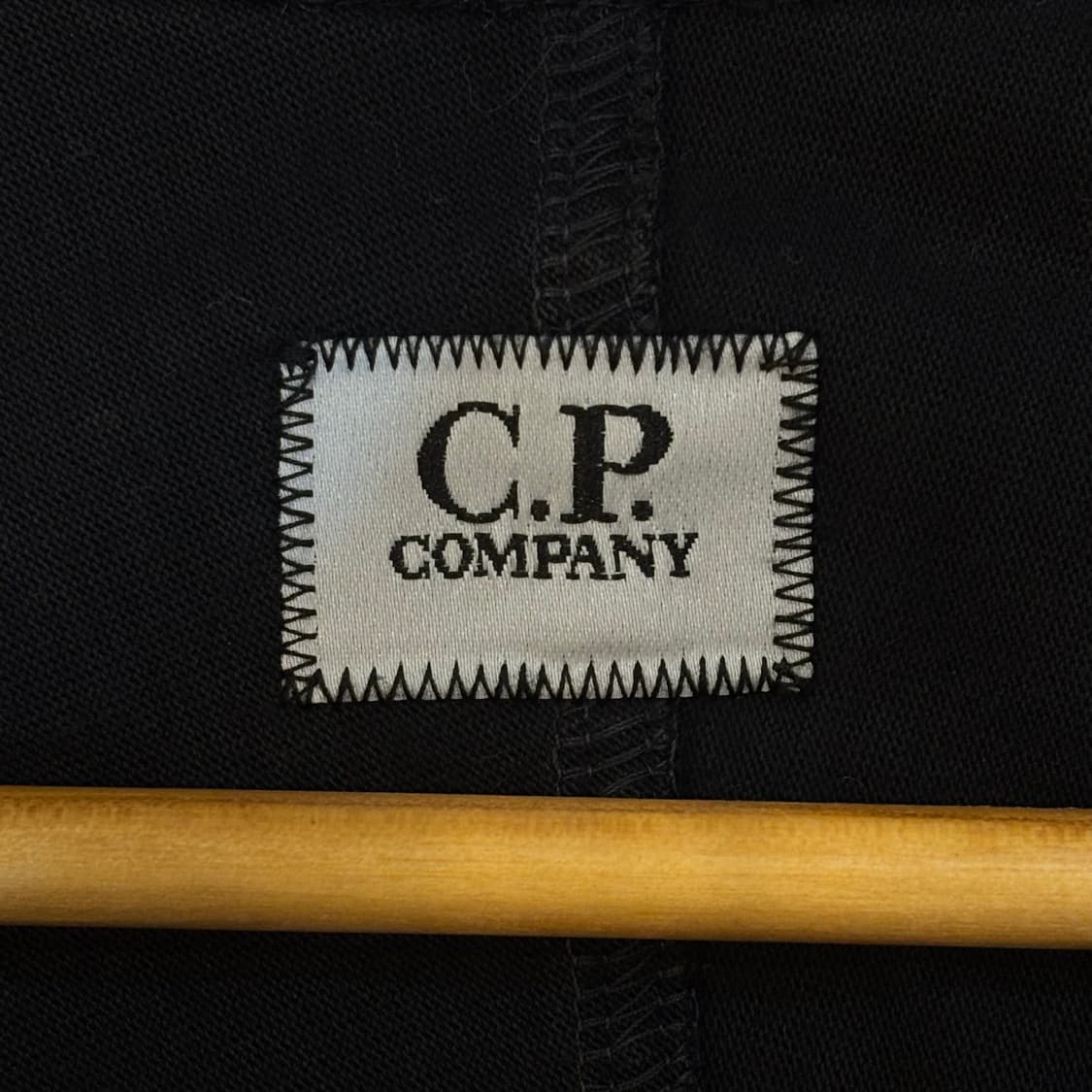 CP컴퍼니 헤비 져지 믹스드 가먼트다이드 렌즈 스웻셔츠 블랙 XL사이즈 상품이미지3