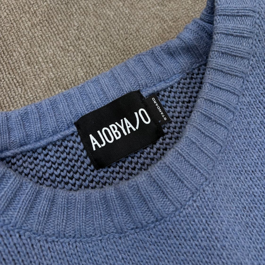 AJOBYAJ0 아조바이조 아조바이아조 레터링 니트  상품이미지2