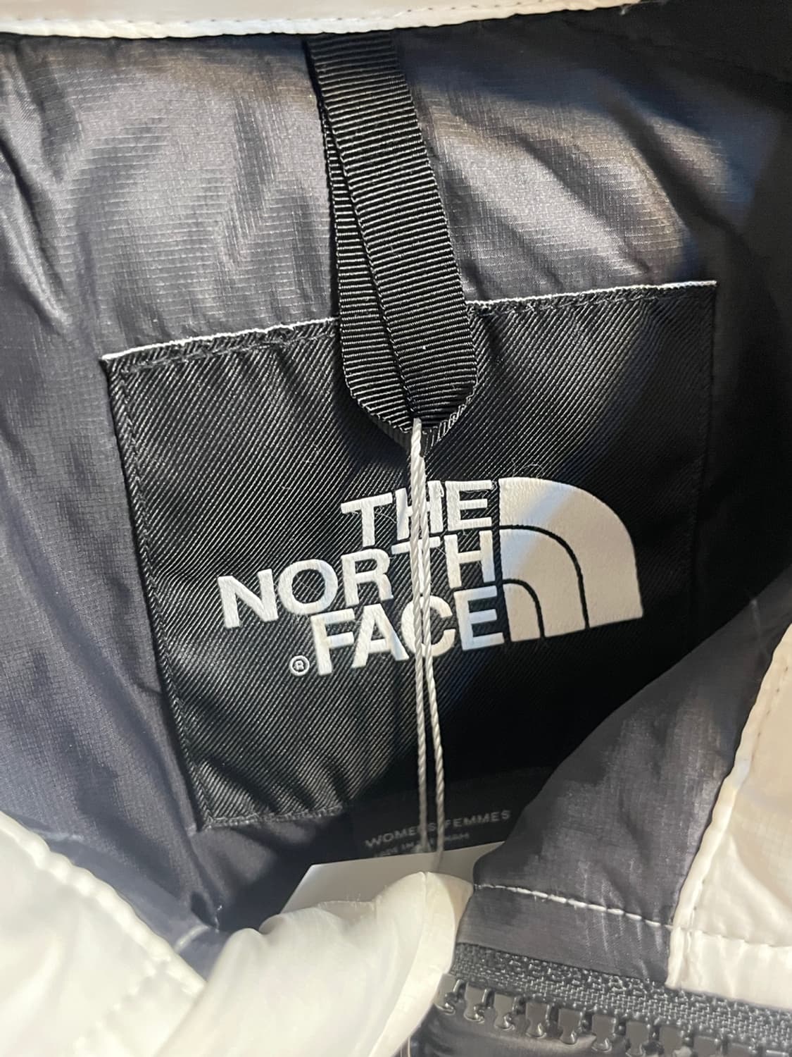 노스페이스 크롭 다운 자켓 상품이미지4