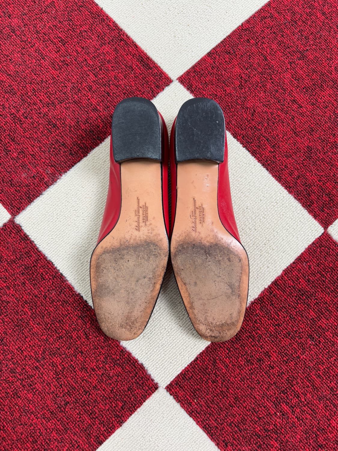 Salvatore Ferragamo Red Flat Shoes 상품이미지4