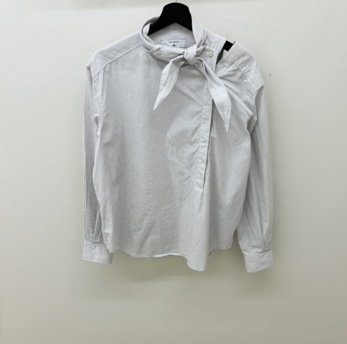 토가 x H&M 스카프 셔츠 상품이미지1