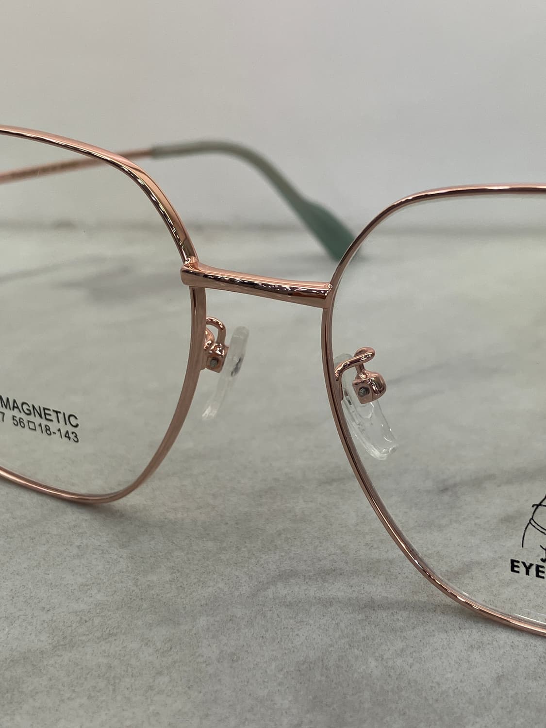 JW EYEWEAR 로즈골드 소프트 스퀘어 와이드 메탈테 안경 상품이미지5