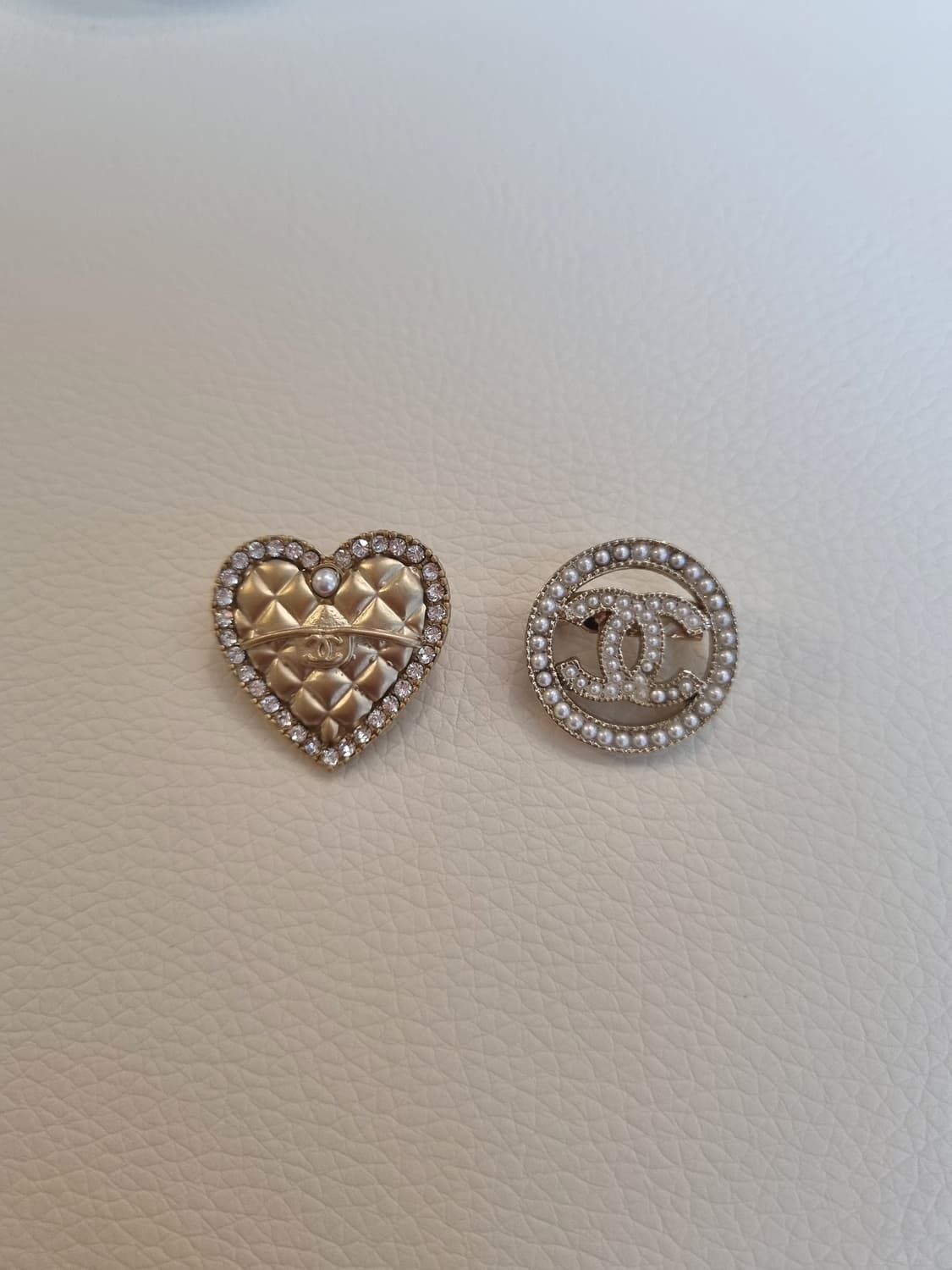 샤넬 진주링 진주CC 금장 미니 브로치 업사이클링 상품이미지8