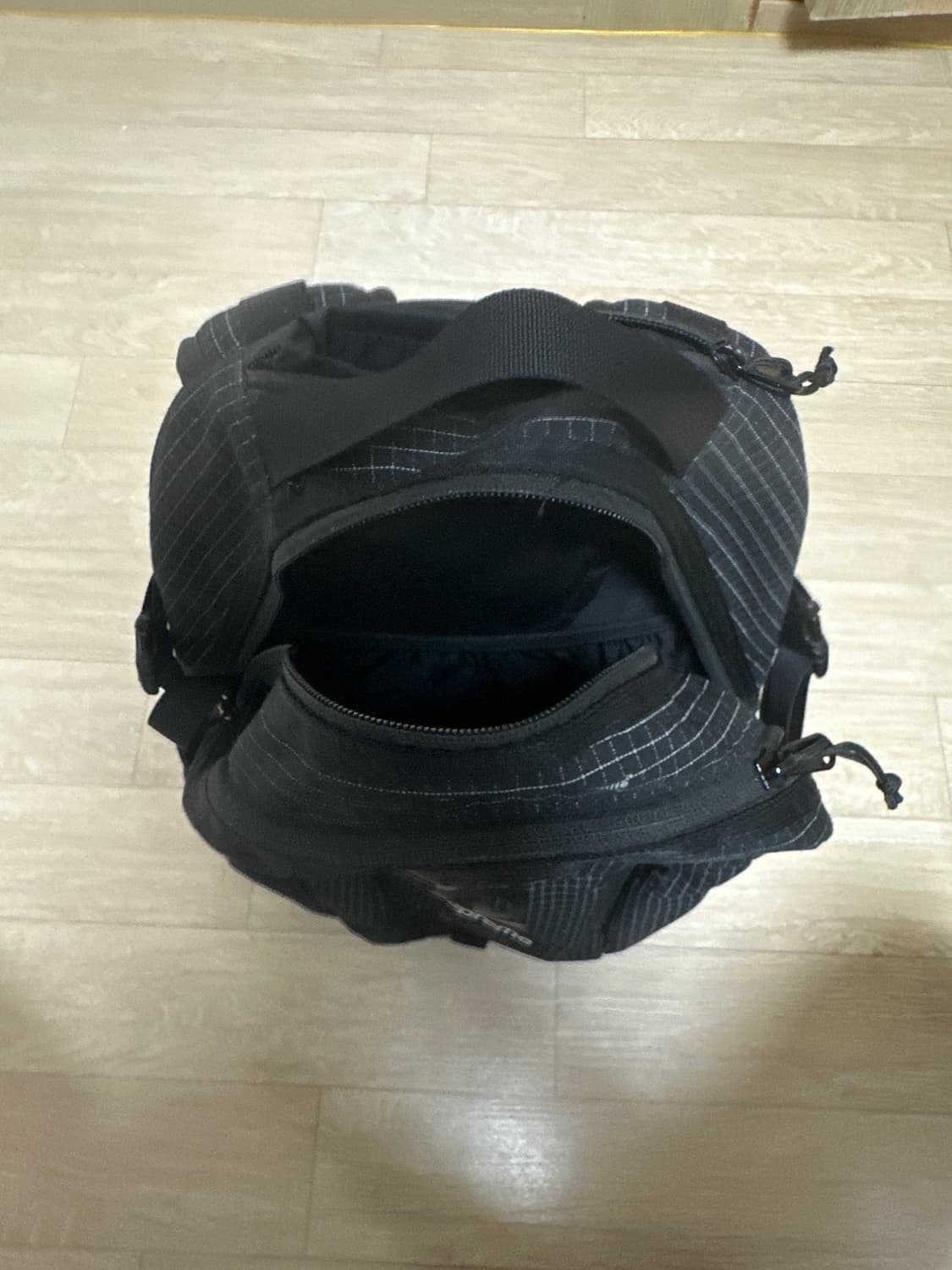 슈프림 24 ss 백팩 블랙 상품이미지3