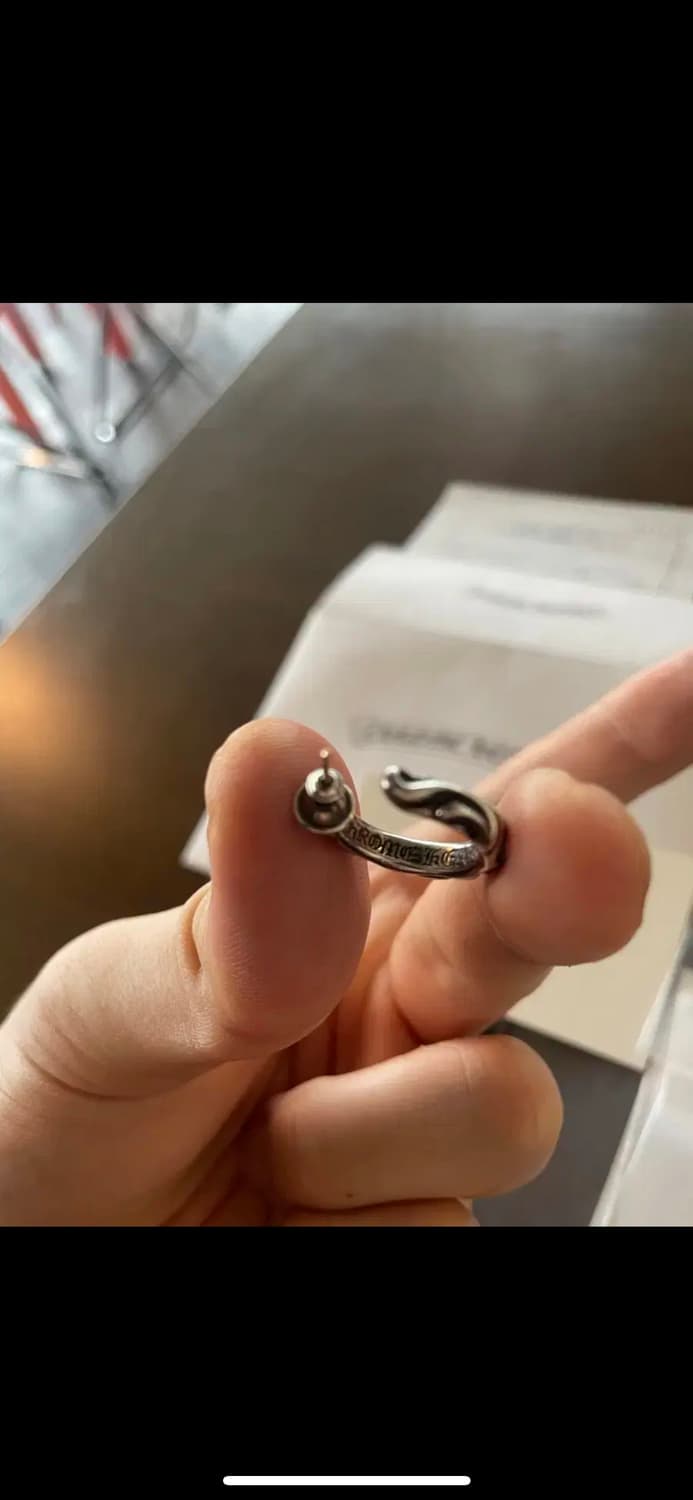 Chromehearts 크롬하츠 스크롤 후프 귀걸이 상품이미지2