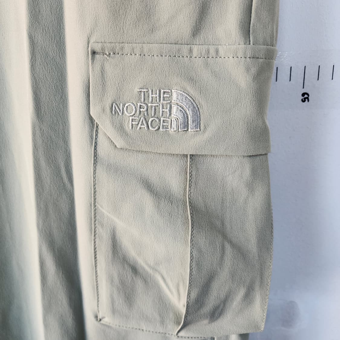 노스페이스 카고 조거 팬츠 그린 상품이미지2