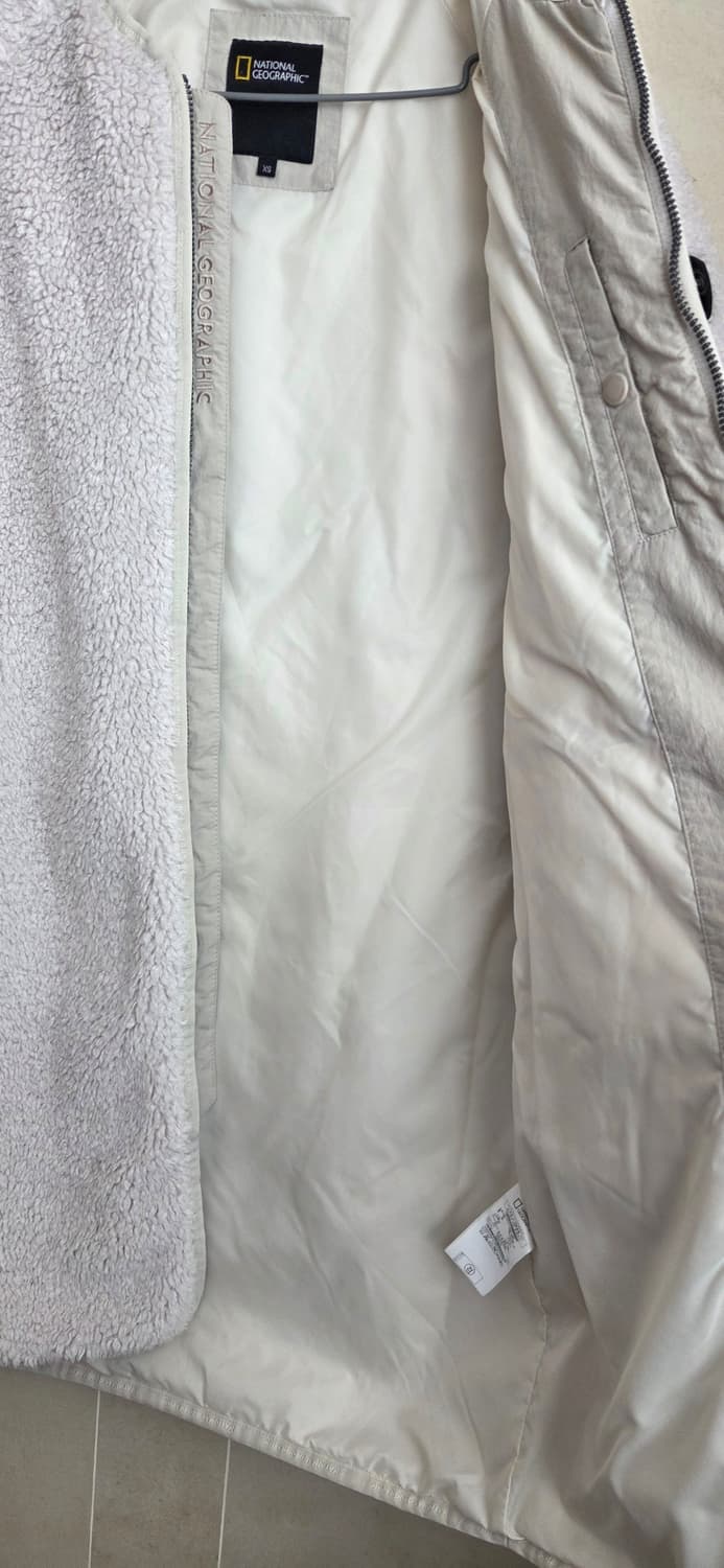 내셔널지오그래픽 뽀글이 롱코트 85(XS) 아이보리
택포 상품이미지5