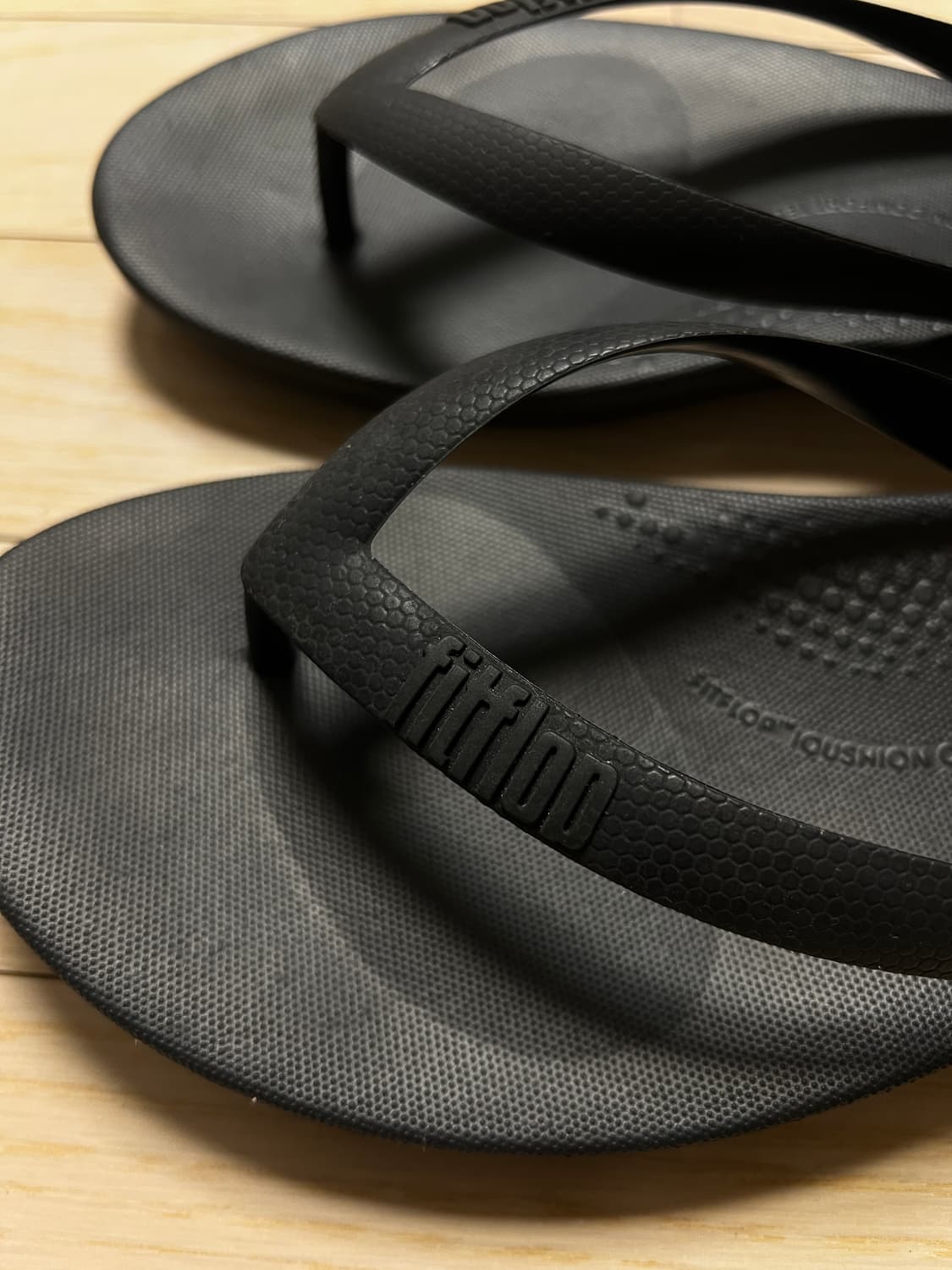 핏플랍 아이쿠션 블랙 쪼리 상품이미지2