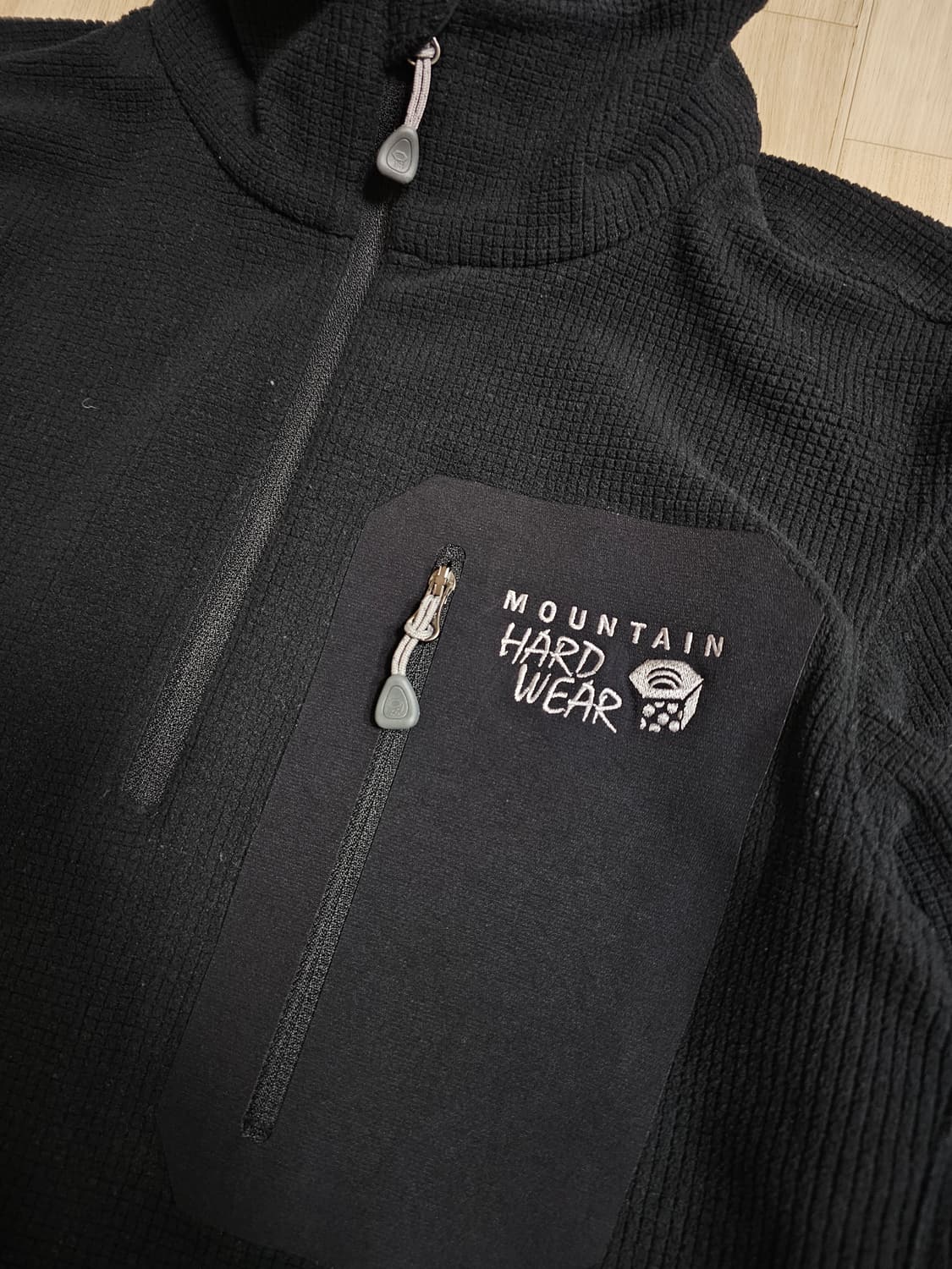 마운틴하드웨어 그리드 플리스 쿼터집 M (95) 검정 상품이미지3