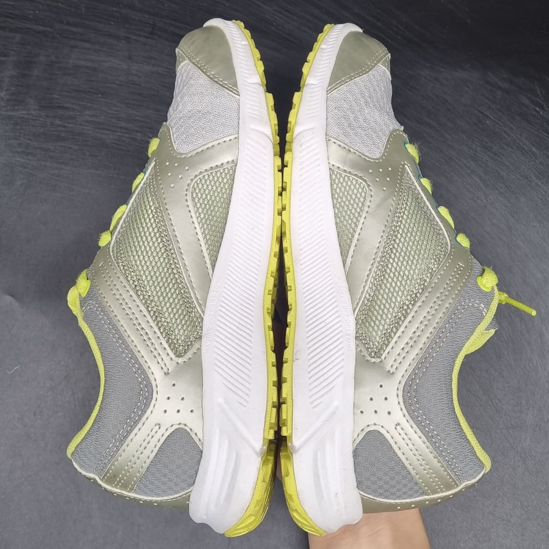 리복 카르테지4.0 운동화225 상품이미지5